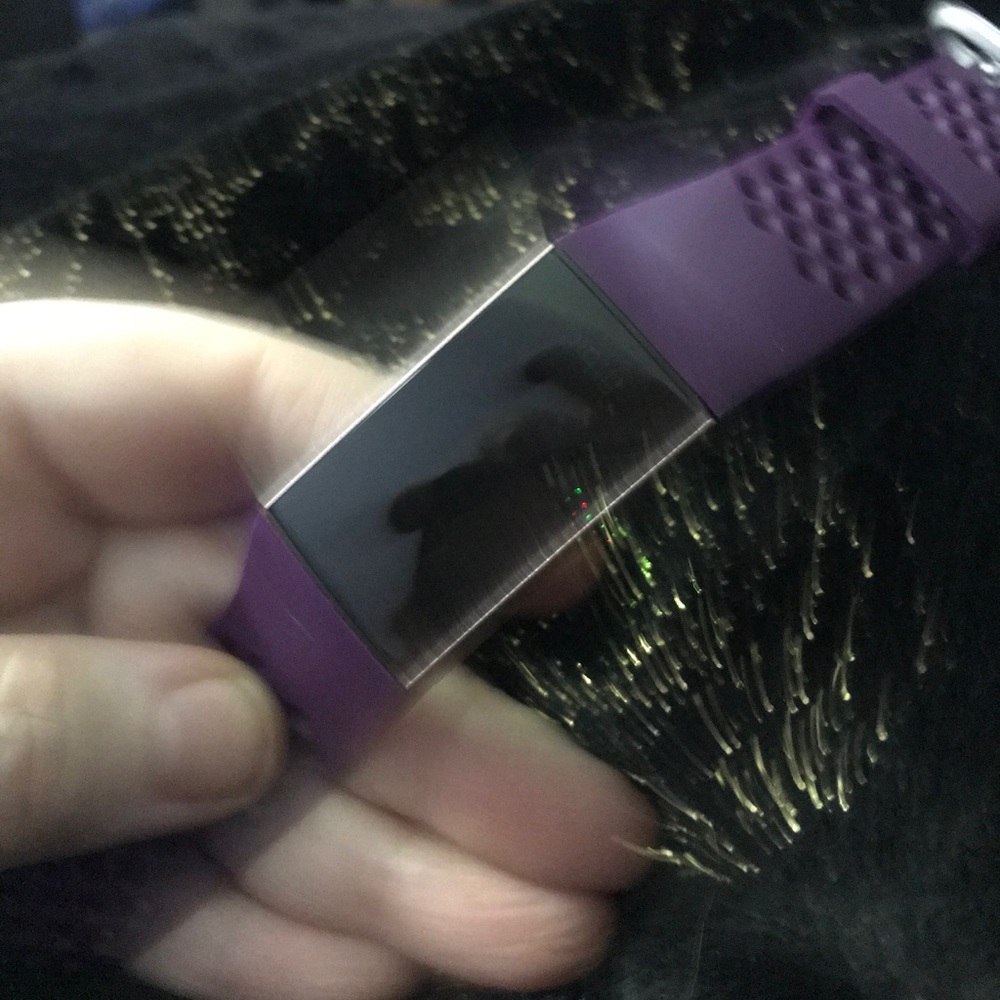 💰💰 FLASH SALE 💰💰 Fitbit Rose Gold Charge 3
